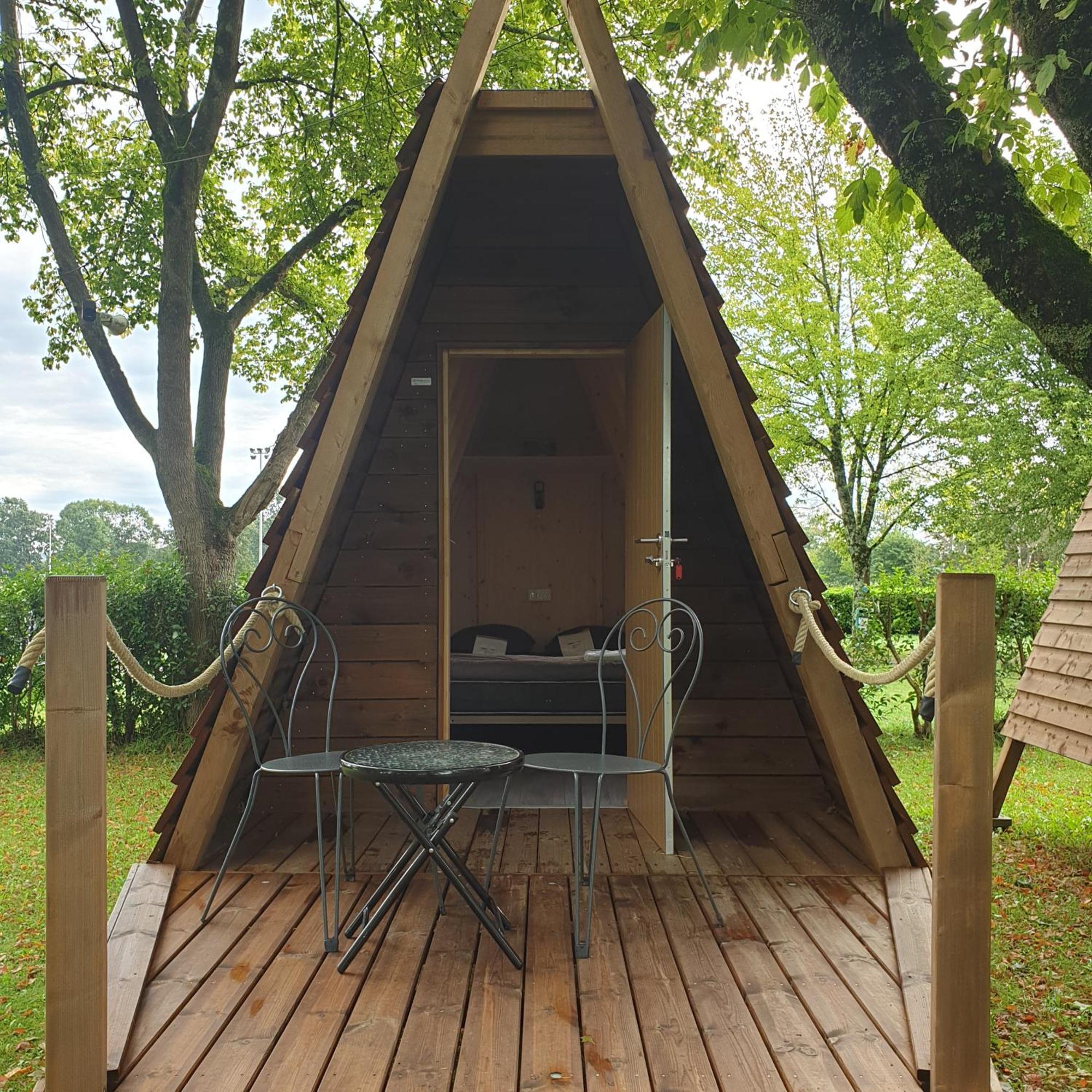 Camping Pyrenees Nature Oloron-Sainte-Marie Eksteriør bilde